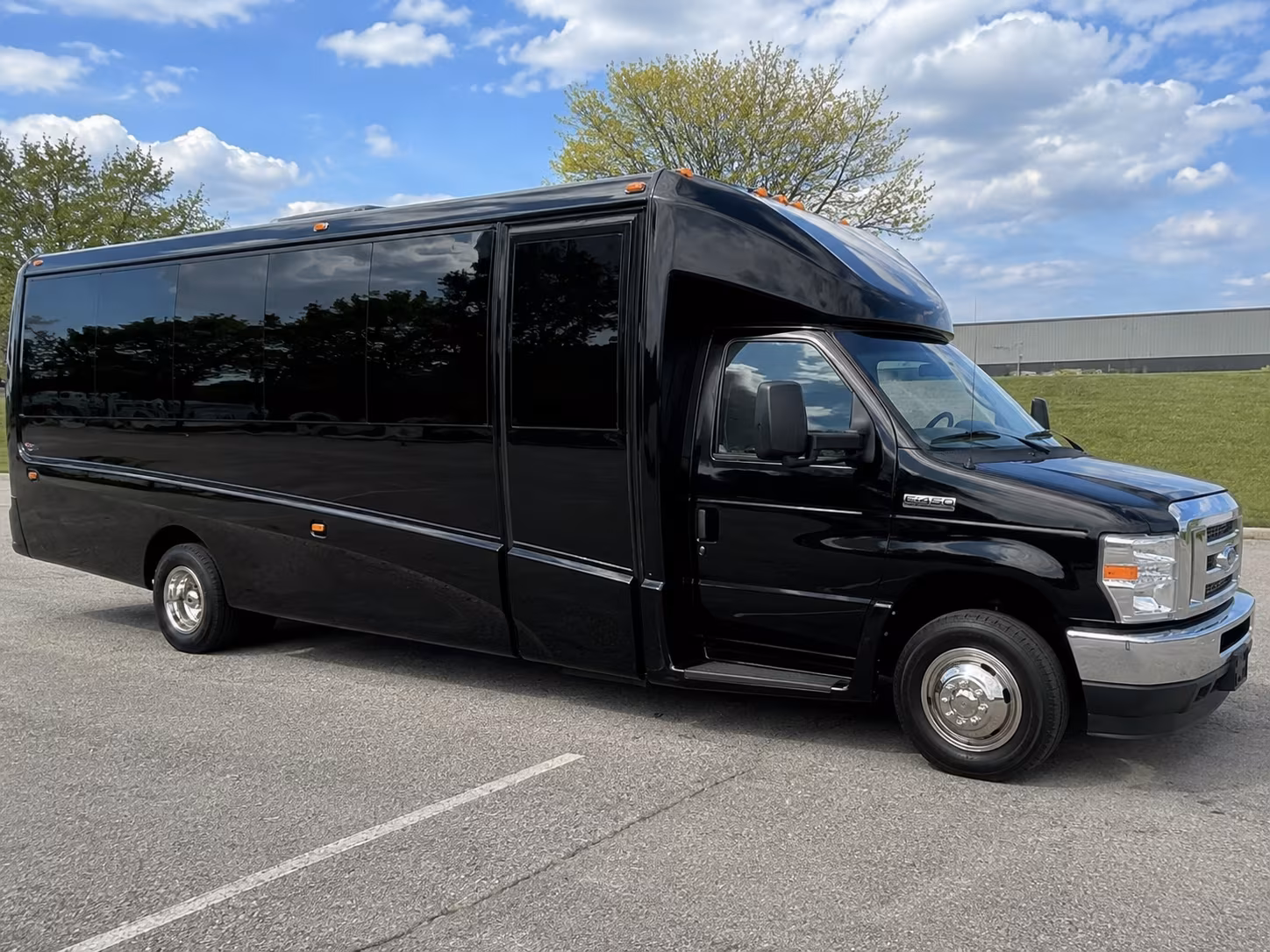 bus rentals for hollywood bowl concerts and summer festival runs