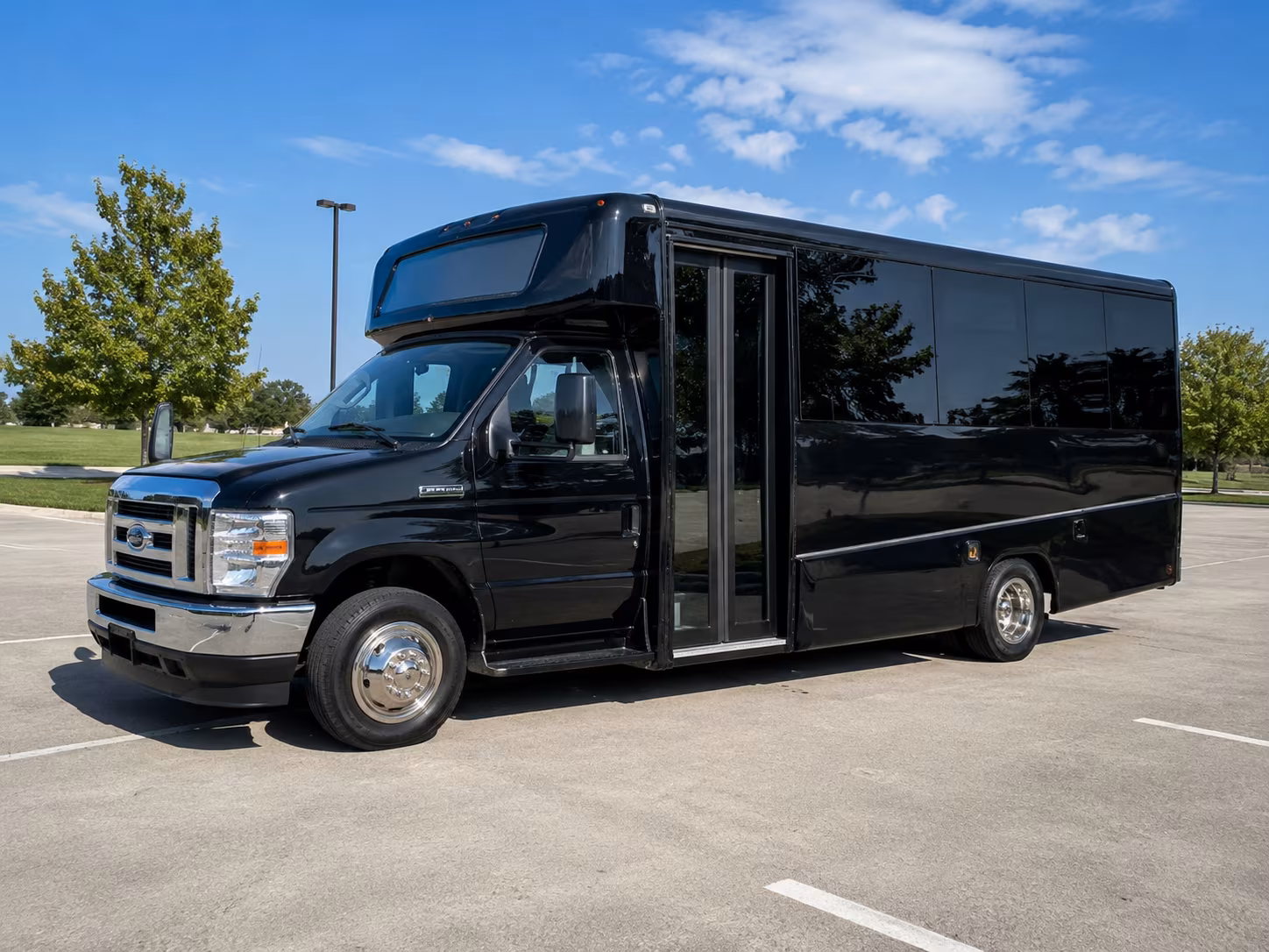 charter buses for museum and science center field trips near south gate